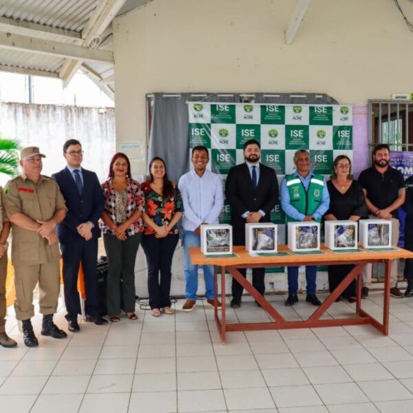 Projeto Portas Abertas: governo do Acre entrega certificados a reeducandos do Instituto Socioeducativo em Brasileia